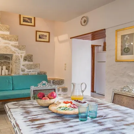 Villa Kapetan Matapas 16th Cen. Tower *