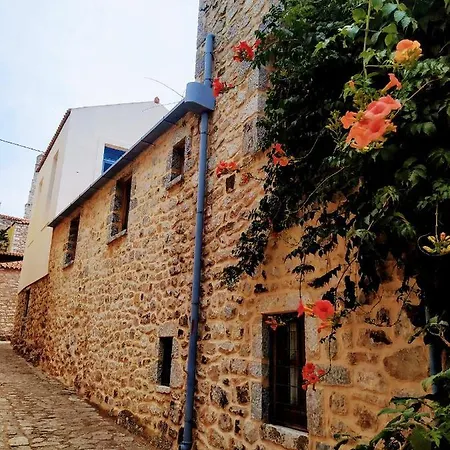 Villa Kapetan Matapas 16th Cen. Tower Areopoli