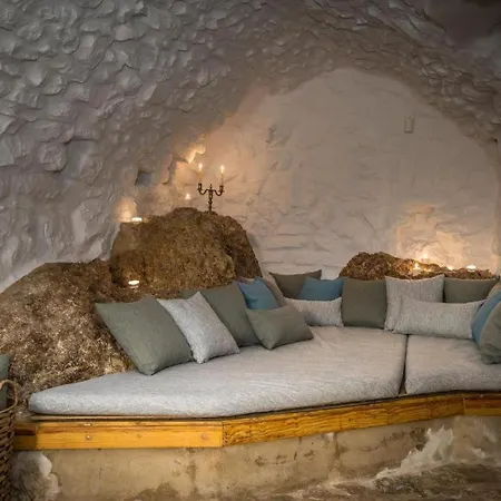 Kapetan Matapas 16th Cen. Tower Αρεόπολις