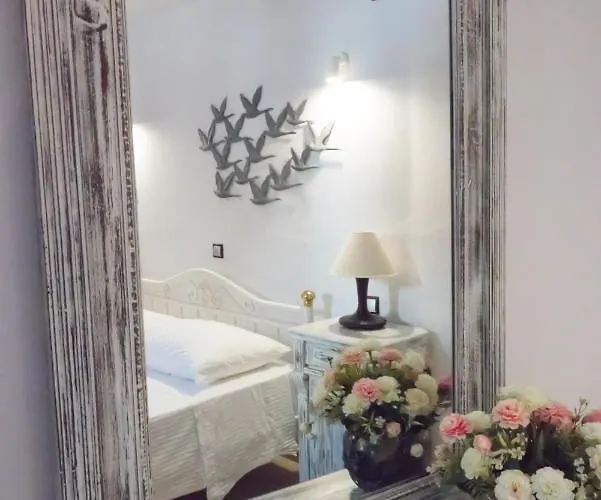 Kapetan Matapas 16th Cen. Tower Vila