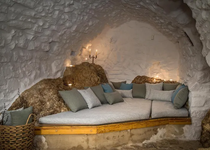 Villa Kapetan Matapas 16th Cen. Tower Areopoli