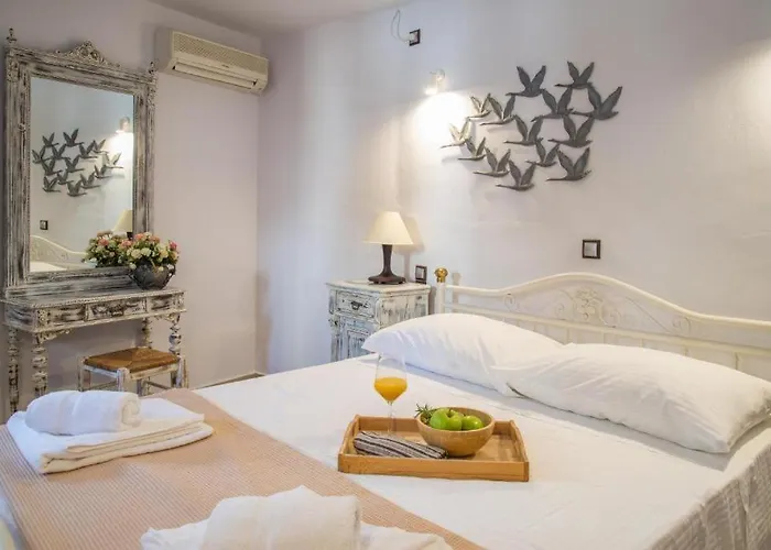 Kapetan Matapas 16th Cen. Tower * Areopoli