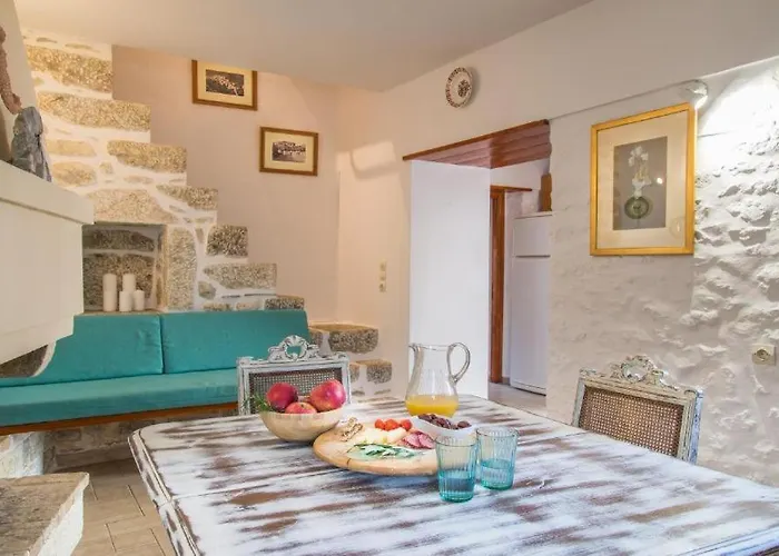 Kapetan Matapas 16th Cen. Tower