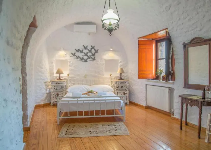 Vila Kapetan Matapas 16th Cen. Tower