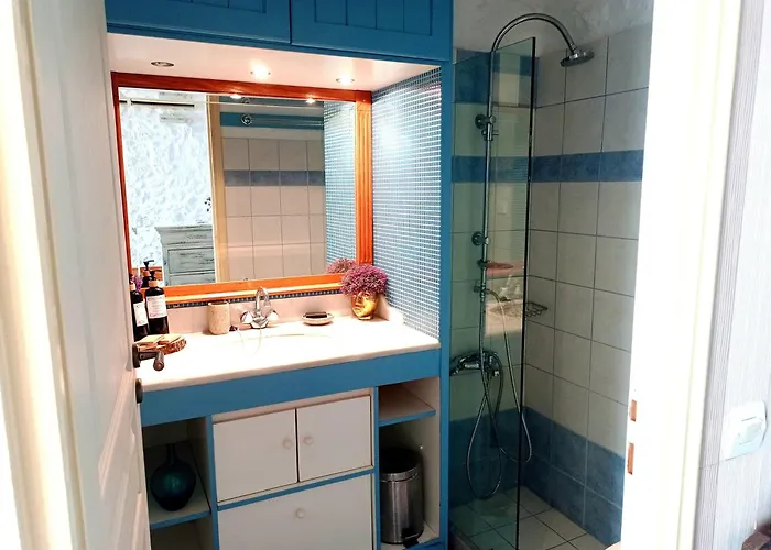 Vila Kapetan Matapas 16th Cen. Tower